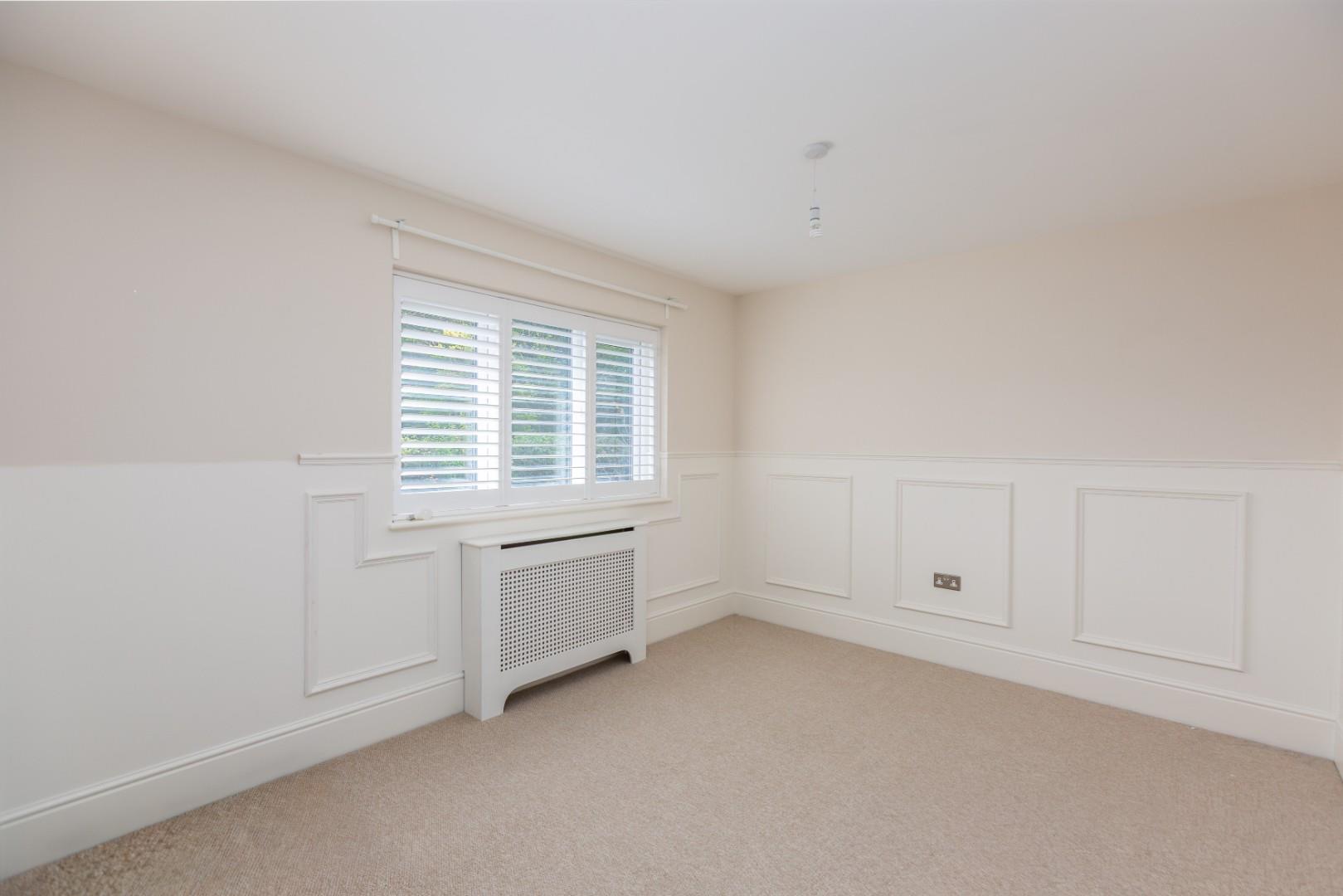 White Knight Gardens, Bishopston, Swansea, SA3 3DR